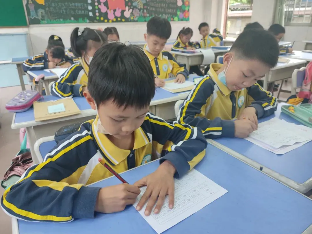 刻苦训练篮球时如何避免受伤的建议_1